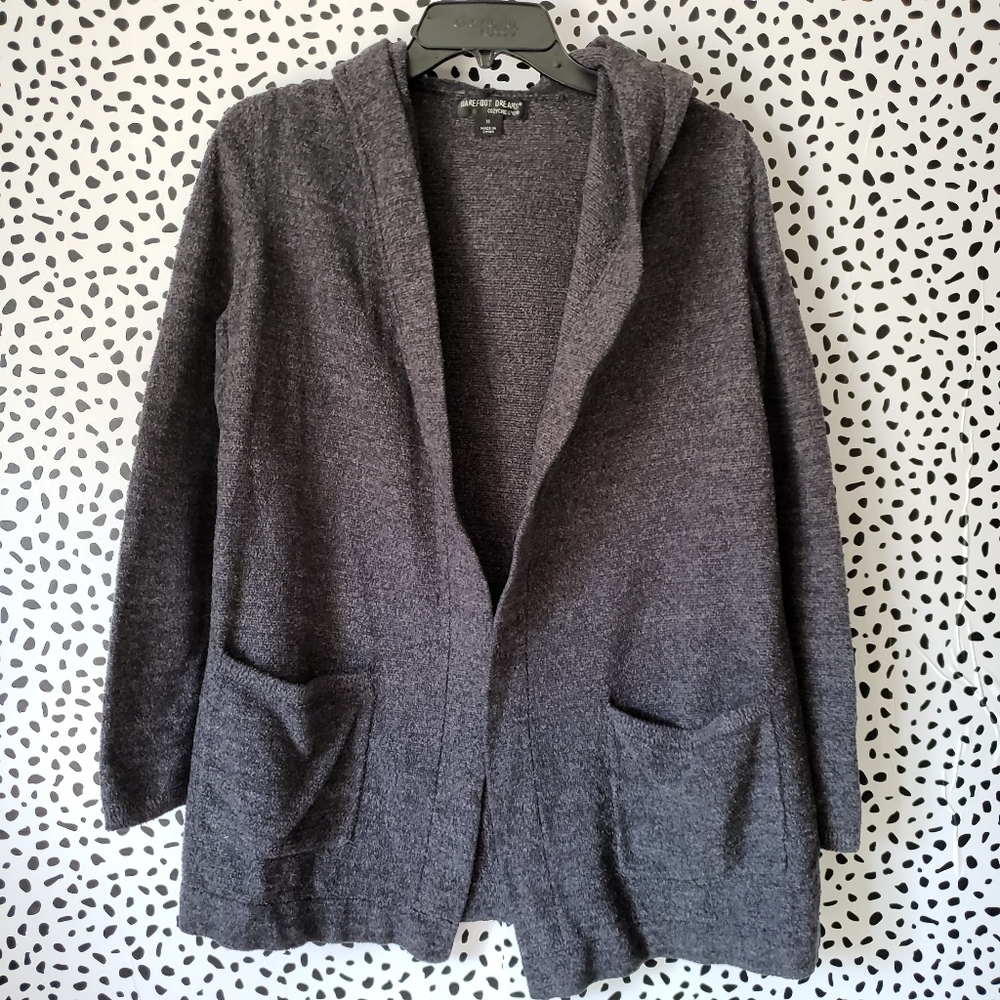 Barefoot Dreams Size Medium